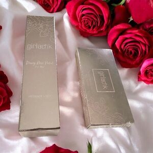 Floral makeup setting spray